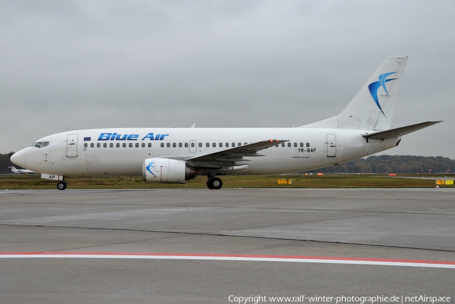 Blue Air Boeing 737-3Y0 (YR-BAP) | Photo 444813