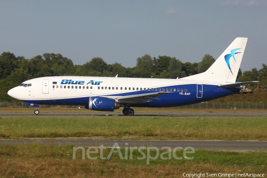 Blue Air Boeing 737-3Y0 (YR-BAP) | Photo 255153