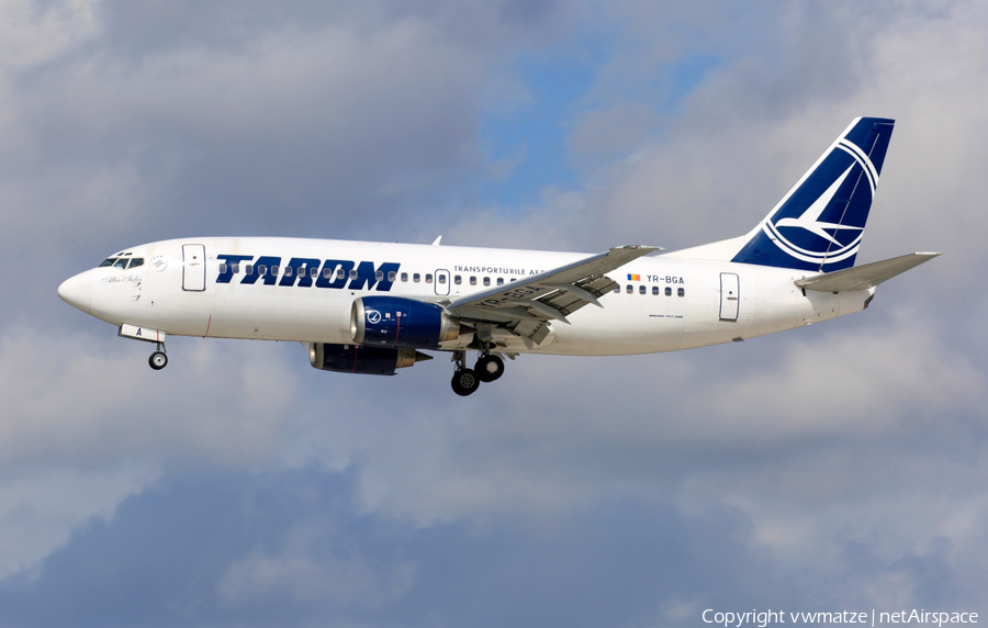 TAROM Boeing 737-38J (YR-BGA) | Photo 177141