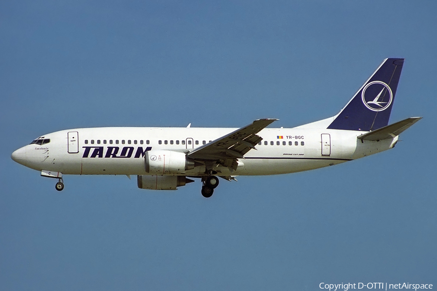 TAROM Boeing 737-38J (YR-BGC) | Photo 357628