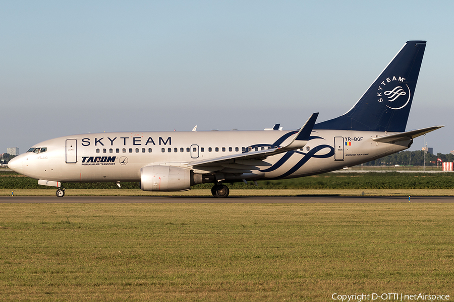 TAROM Boeing 737-78J (YR-BGF) | Photo 611621