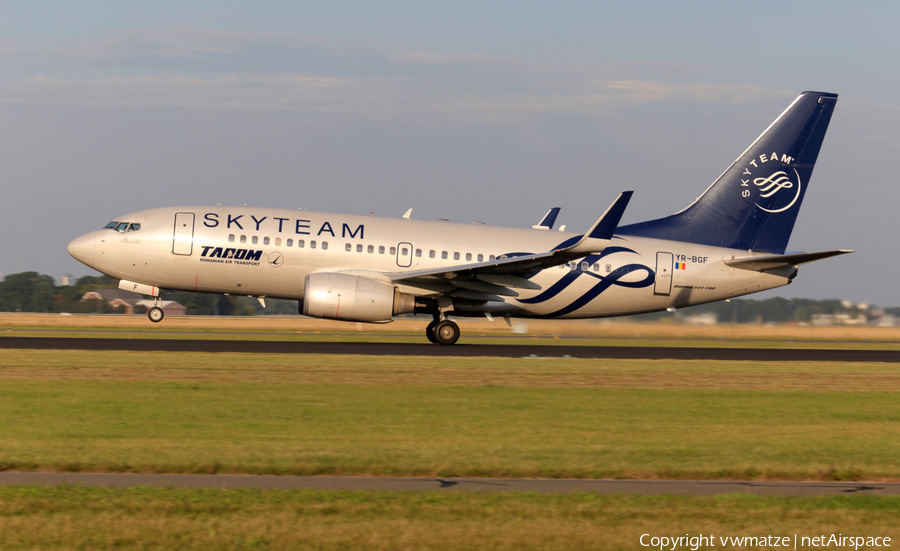 TAROM Boeing 737-78J (YR-BGF) | Photo 176838