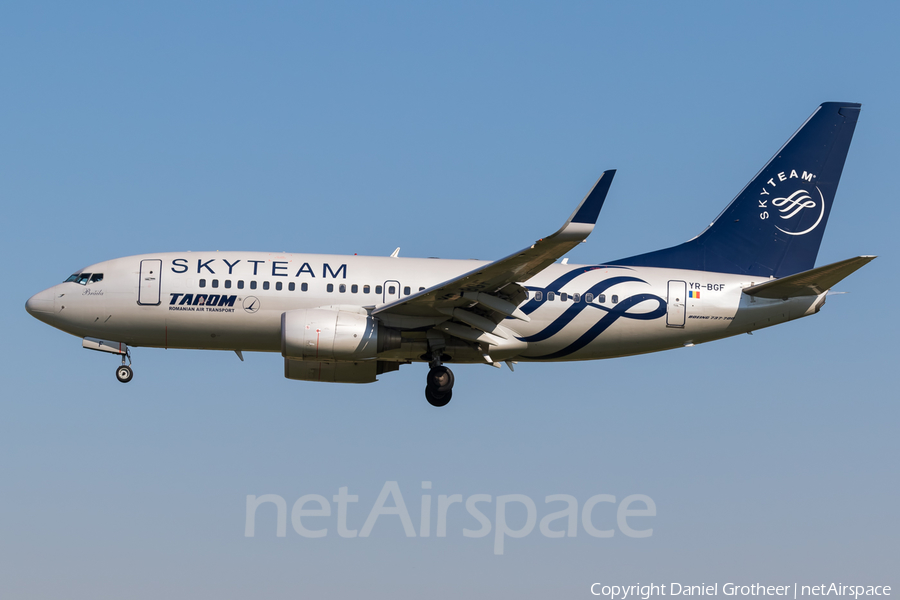 TAROM Boeing 737-78J (YR-BGF) | Photo 156886
