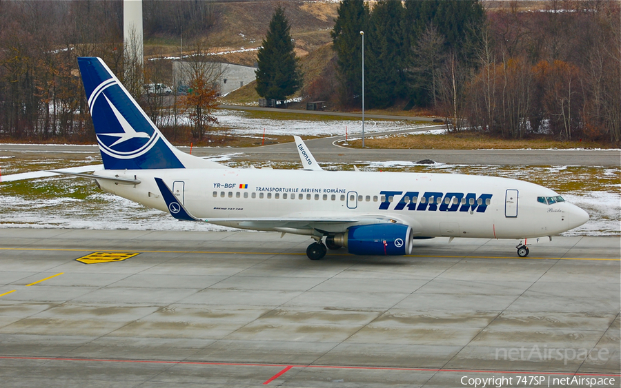 TAROM Boeing 737-78J (YR-BGF) | Photo 31673