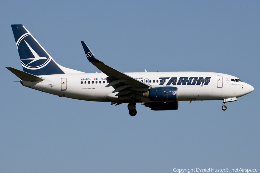 TAROM Boeing 737-78J (YR-BGH) | Photo 649609
