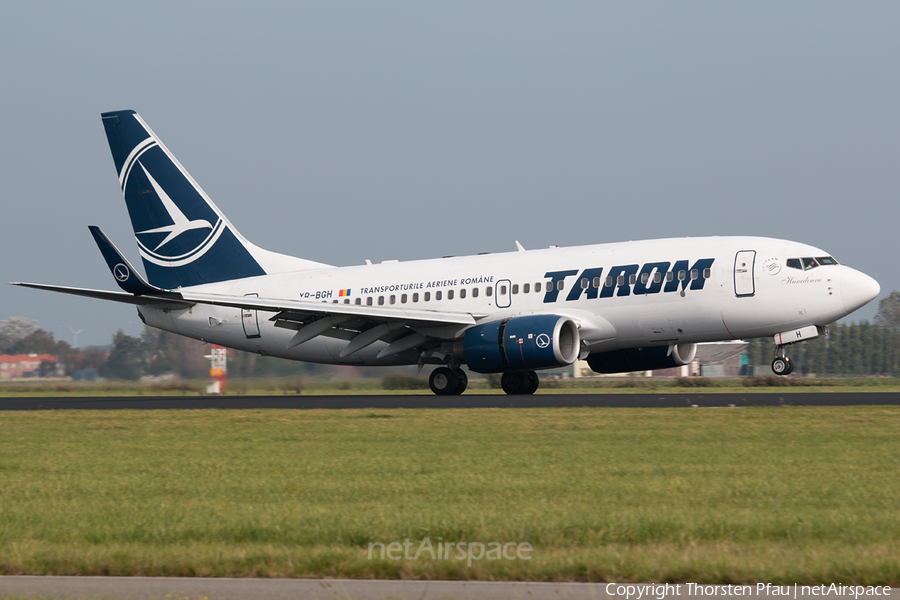 TAROM Boeing 737-78J (YR-BGH) | Photo 61671