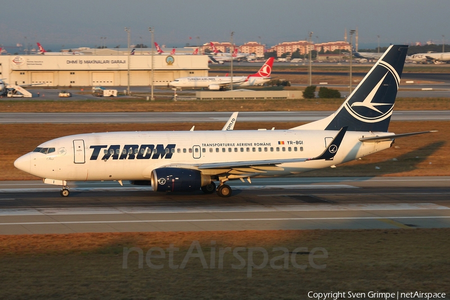 TAROM Boeing 737-78J (YR-BGI) | Photo 84718