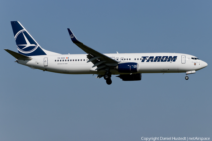 TAROM Boeing 737-82R (YR-BGK) | Photo 426184