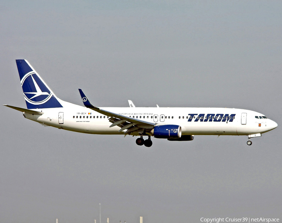 TAROM Boeing 737-82R (YR-BGK) | Photo 243163