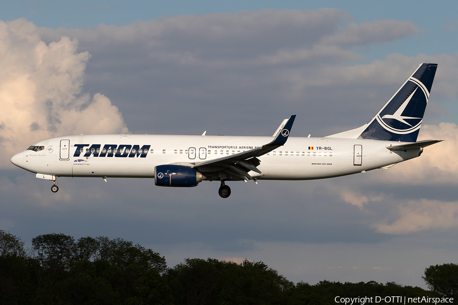 TAROM Boeing 737-8H6 (YR-BGL) | Photo 321242