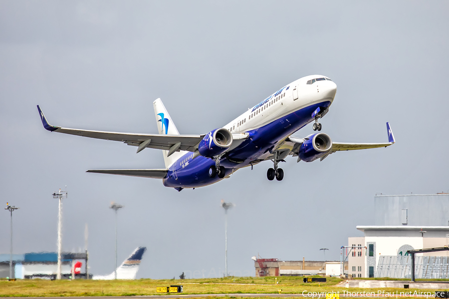 Blue Air Boeing 737-85F (YR-BMC) | Photo 366427