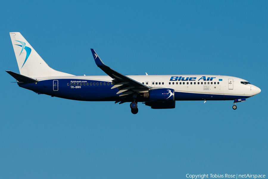 Blue Air Boeing 737-86N (YR-BMG) | Photo 341884