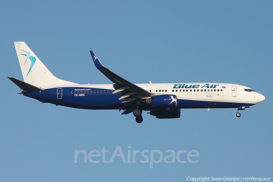 Blue Air Boeing 737-86N (YR-BMG) | Photo 341968