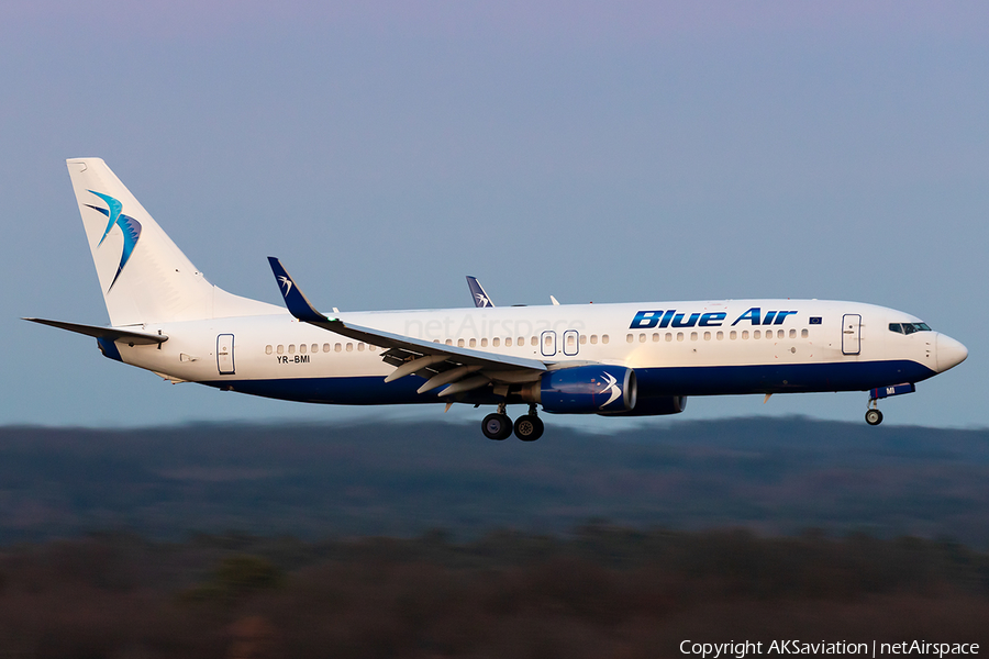 Blue Air Boeing 737-8K5 (YR-BMI) | Photo 296191