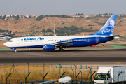 Blue Air Boeing 737-883 (YR-BMP) at  Madrid - Barajas, Spain