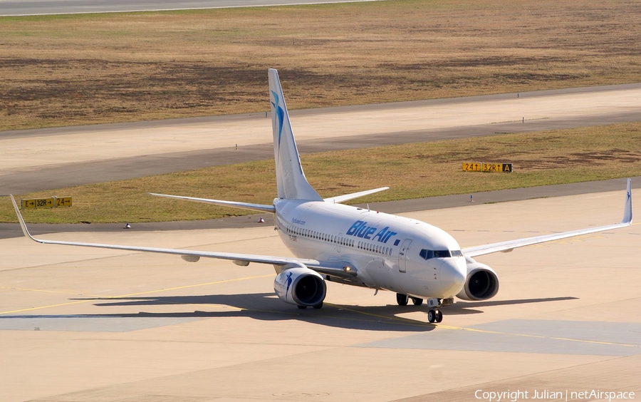 Blue Air Boeing 737-7K2 (YR-BMR) | Photo 439815