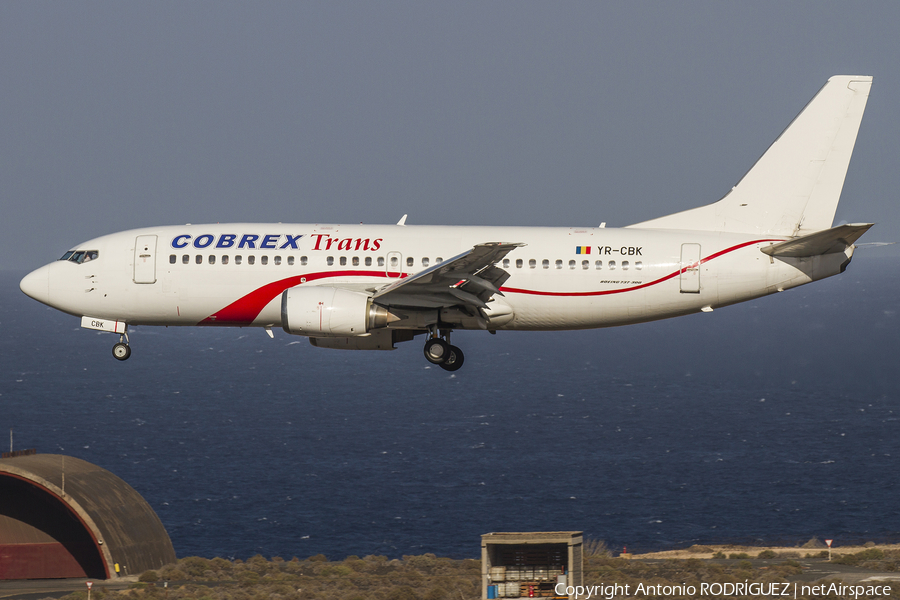 Cobrex Trans Boeing 737-382 (YR-CBK) | Photo 171996