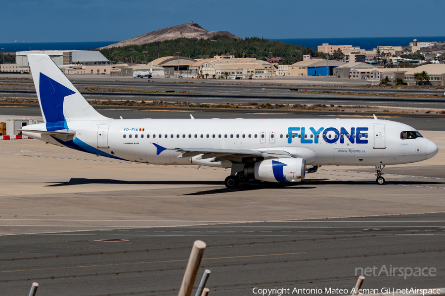 FlyOne Airbus A320-233 (YR-FIA) | Photo 638135