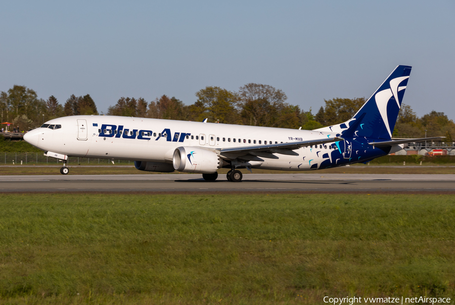 Blue Air Boeing 737-8 MAX (YR-MXB) | Photo 506816