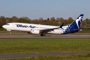 Blue Air Boeing 737-8 MAX (YR-MXB) at  Hamburg - Fuhlsbuettel (Helmut Schmidt), Germany