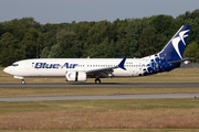 Blue Air Boeing 737-8 MAX (YR-MXE) at  Hamburg - Fuhlsbuettel (Helmut Schmidt), Germany