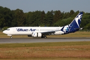 Blue Air Boeing 737-8 MAX (YR-MXE) at  Hamburg - Fuhlsbuettel (Helmut Schmidt), Germany