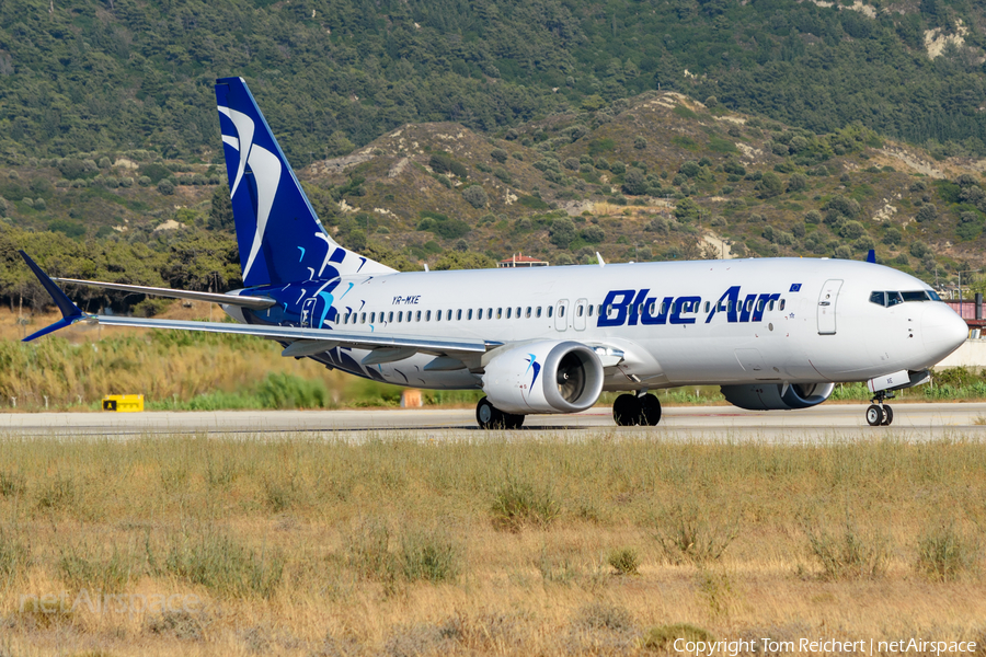 Blue Air Boeing 737-8 MAX (YR-MXE) | Photo 518397
