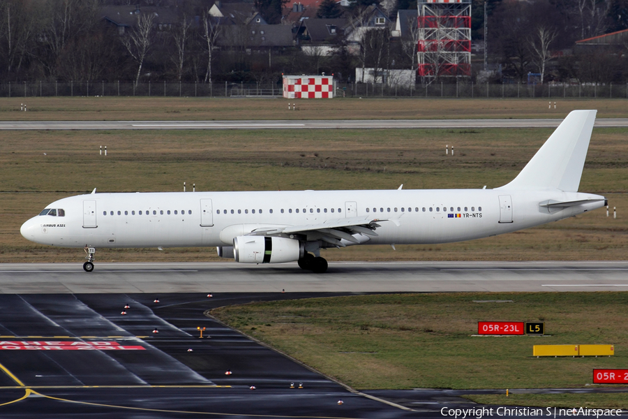 Just Us Air Airbus A321-231 (YR-NTS) | Photo 292782