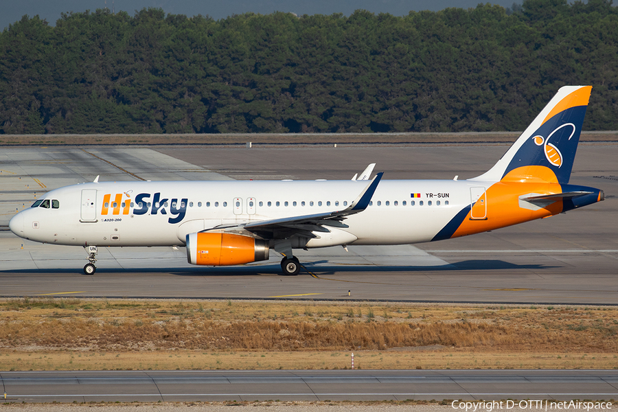 HiSky Europe Airbus A320-232 (YR-SUN) | Photo 648195