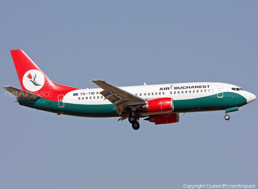 Air Bucharest Boeing 737-3L9 (YR-TIB) | Photo 365101