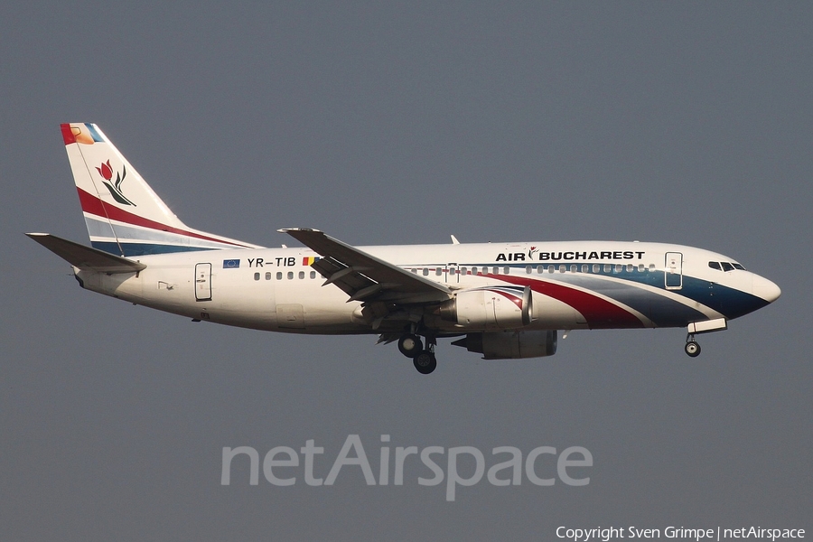 Air Bucharest Boeing 737-3L9 (YR-TIB) | Photo 83268