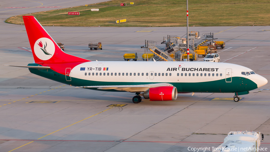 Air Bucharest Boeing 737-3L9 (YR-TIB) | Photo 320035