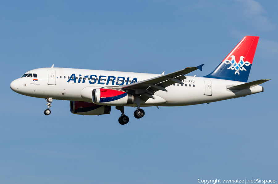 Air Serbia Airbus A319-132 (YU-APD) | Photo 635700