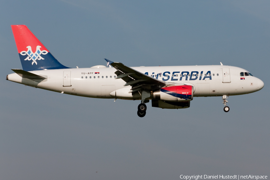 Air Serbia Airbus A319-132 (YU-APF) | Photo 453873