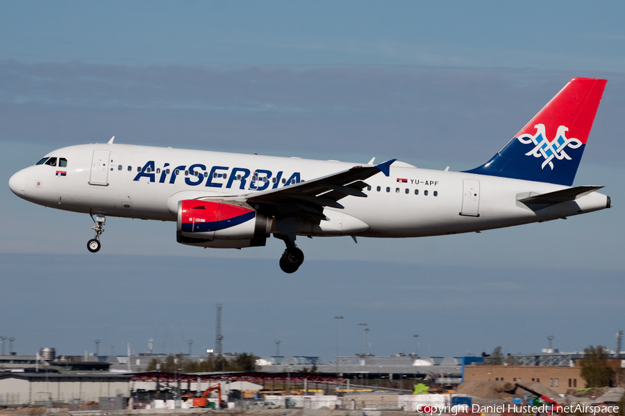 Air Serbia Airbus A319-132 (YU-APF) | Photo 422252