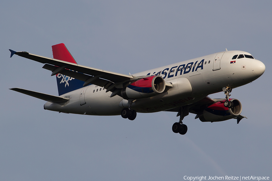 Air Serbia Airbus A319-132 (YU-APF) | Photo 80708