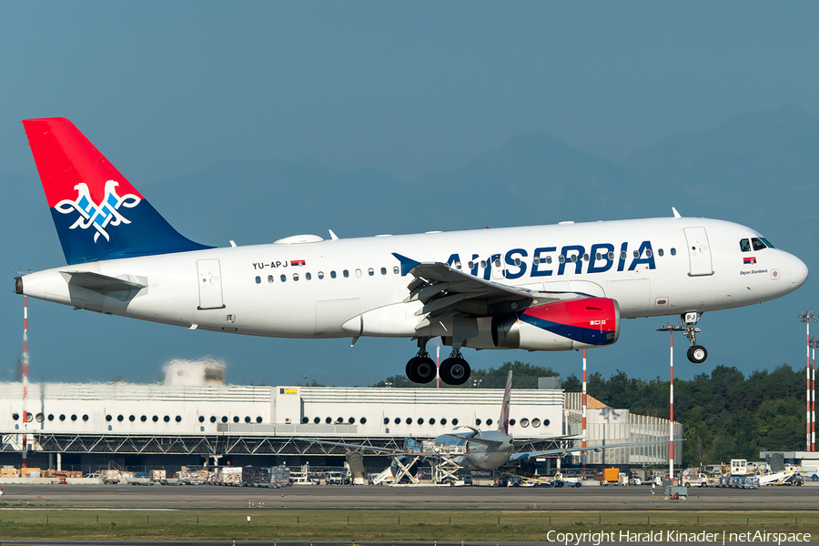 Air Serbia Airbus A319-132 (YU-APJ) | Photo 301207