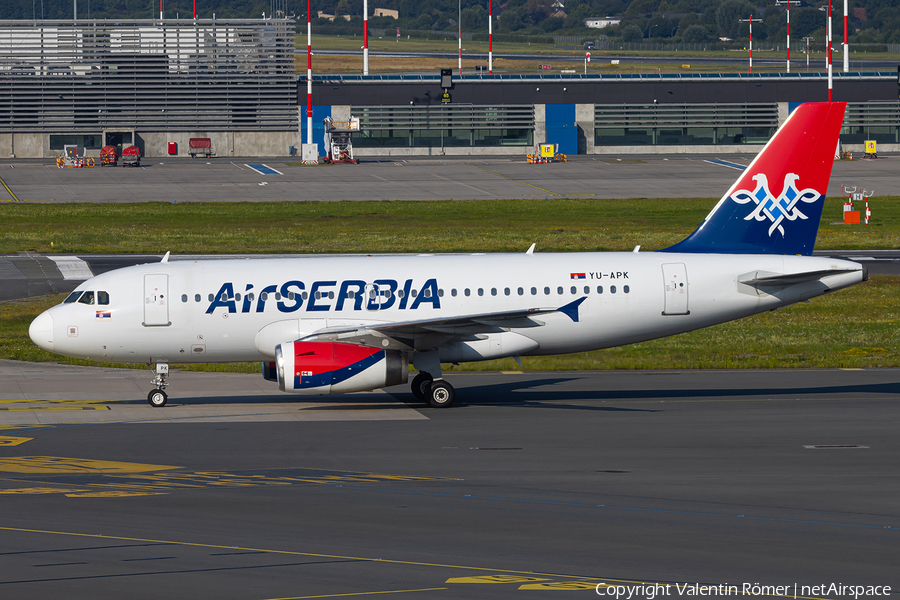 Air Serbia Airbus A319-132 (YU-APK) | Photo 632865