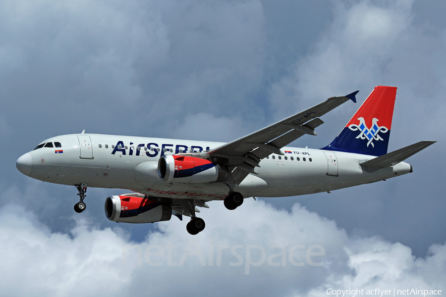 Air Serbia Airbus A319-132 (YU-APL) | Photo 581408