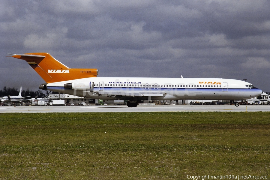 VIASA - Venezolana Internacional de Aviacion Boeing 727-256(Adv) (YV-129C) | Photo 346300
