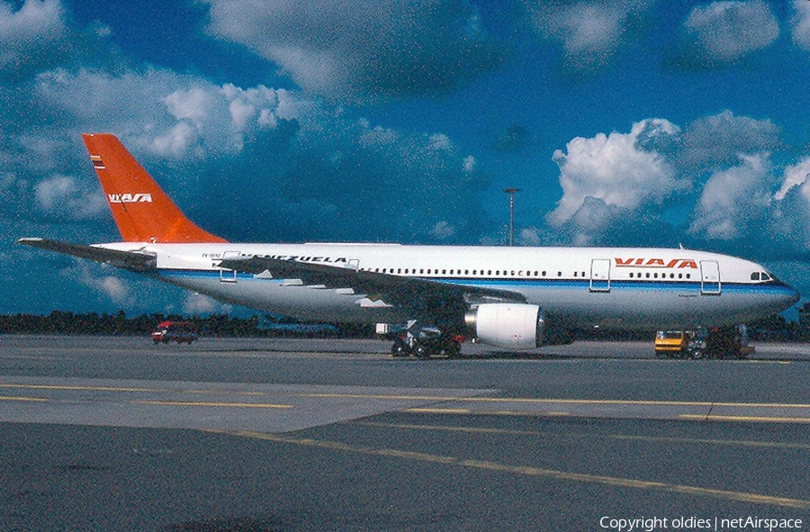 VIASA - Venezolana Internacional de Aviacion Airbus A300B4-2C (YV-161C) | Photo 240817