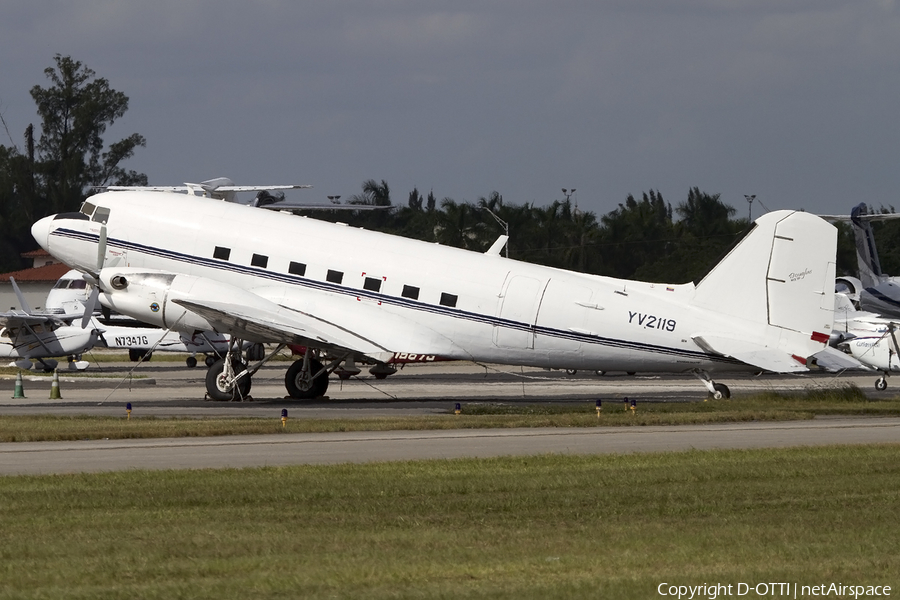 AeroEjecutivos Douglas DC-3C-65TP (YV2119) | Photo 421716