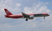 Santa Barbara Airlines Boeing 757-21B (YV288T) at  Miami - International, United States