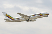 Air Zimbabwe Boeing 767-2N0(ER) (Z-WPE) at  New York - John F. Kennedy International, United States