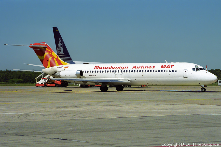 MAT - Macedonian Airlines McDonnell Douglas DC-9-32 (Z3-ARE) | Photo 472254