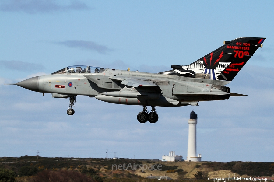 Royal Air Force Panavia Tornado GR4 (ZA412) | Photo 25103