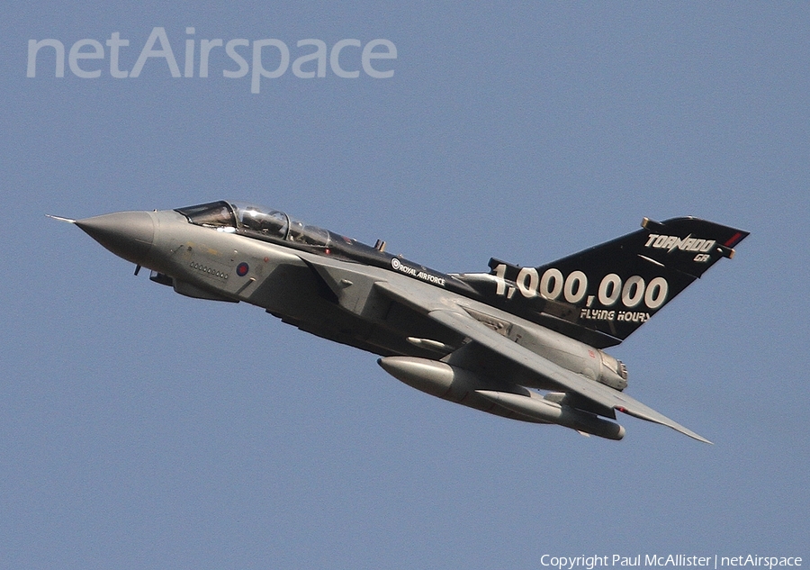 Royal Air Force Panavia Tornado GR4 (ZA547) | Photo 11994