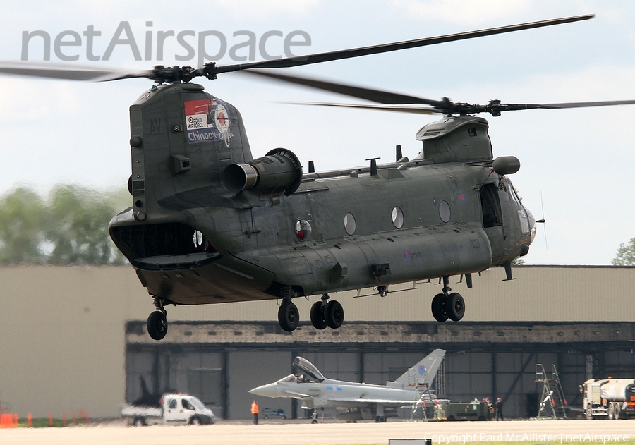 Royal Air Force Boeing Chinook HC.6A (ZA714) | Photo 18422