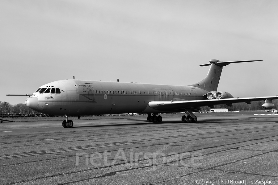 Royal Air Force Vickers VC-10 K4 (ZD241) | Photo 102092