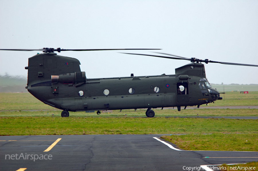 Royal Air Force Boeing Chinook HC.6A (ZD575) | Photo 378959